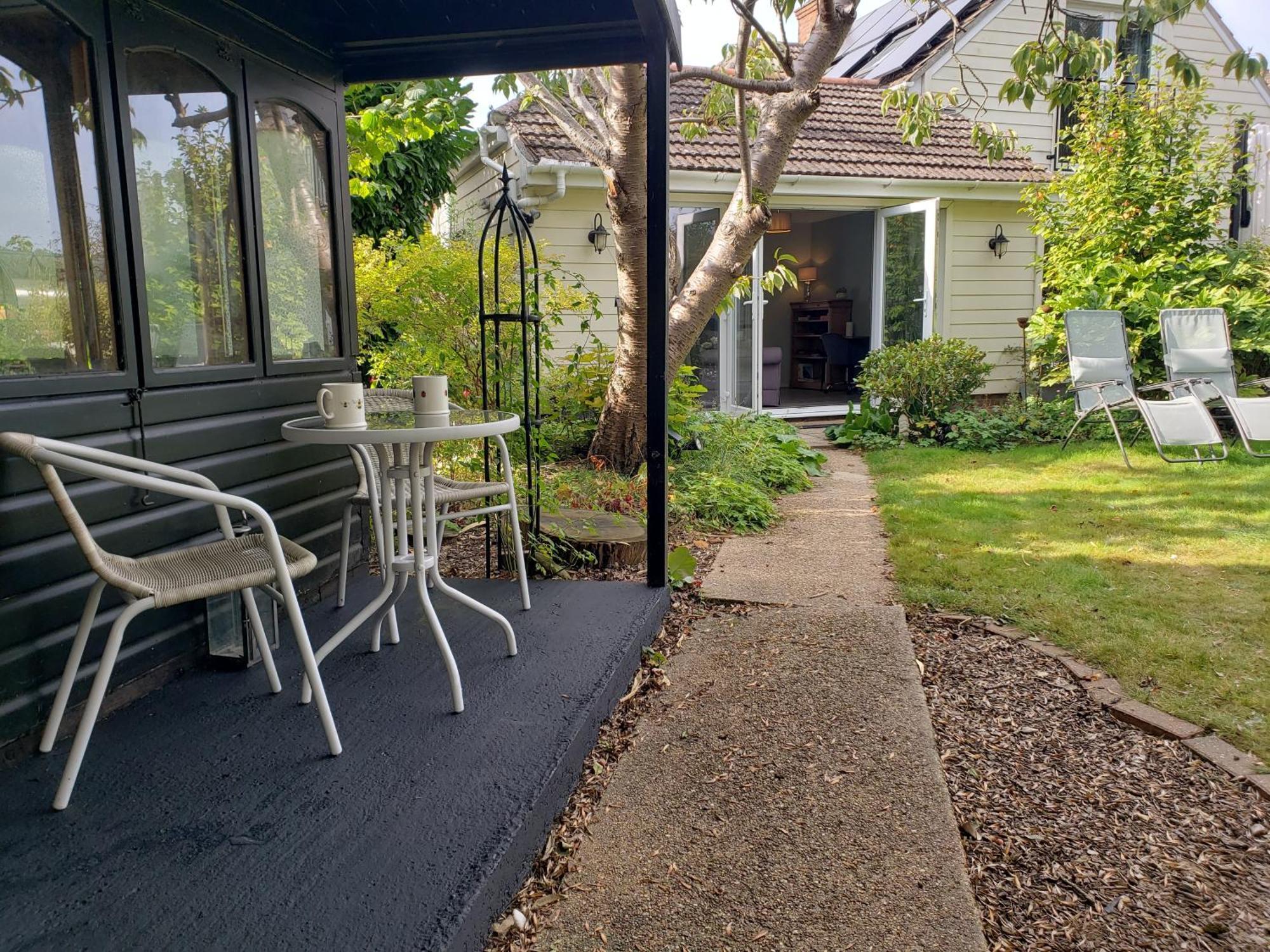 Luxury Self Catering With Cosy Cabin & Sauna In 콜체스터 외부 사진